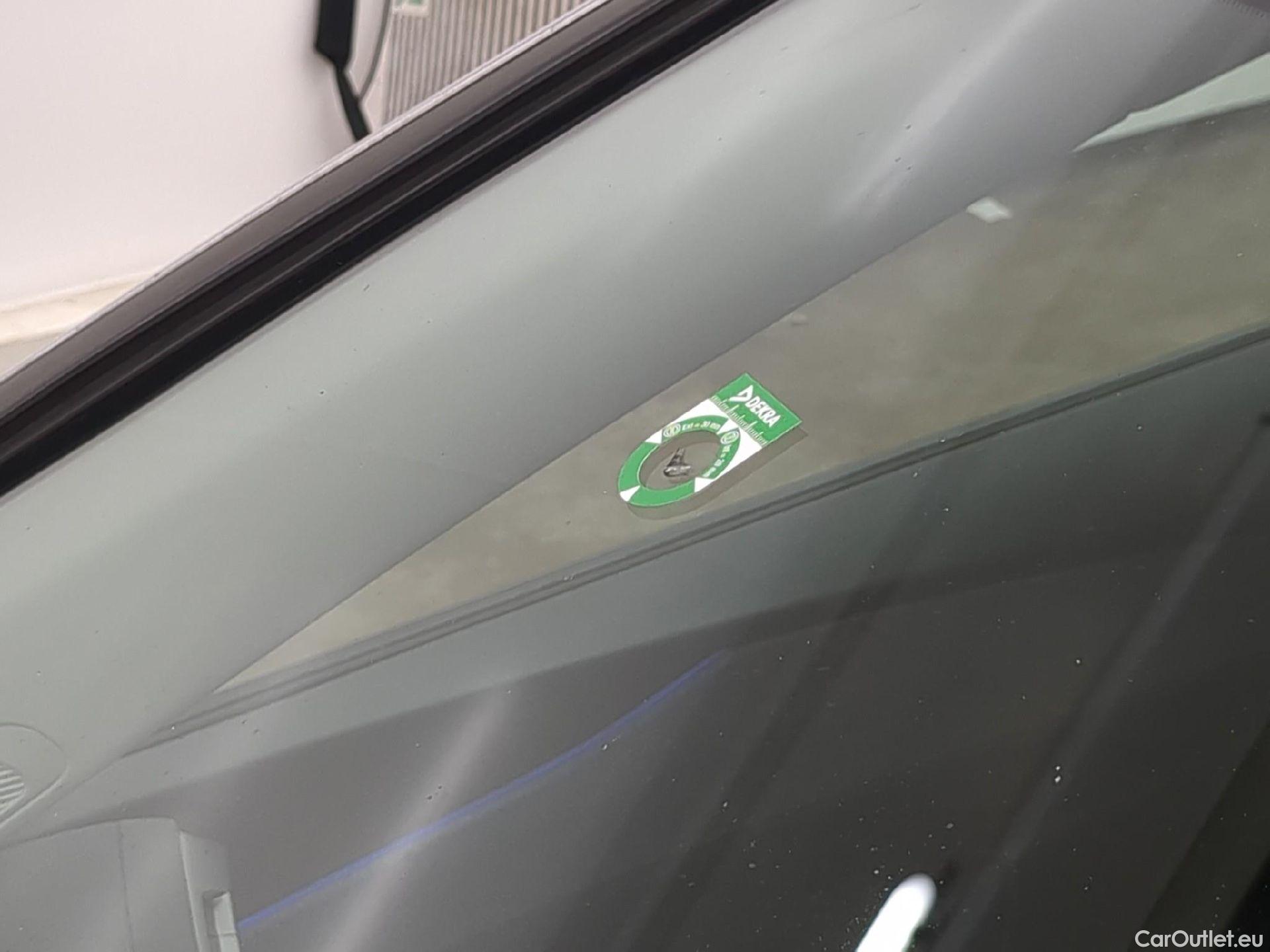  Peugeot  308 PEUGEOT  SW / 2021 / 5P / Break BlueHDi 130 EAT8 ALLURE PACK #41