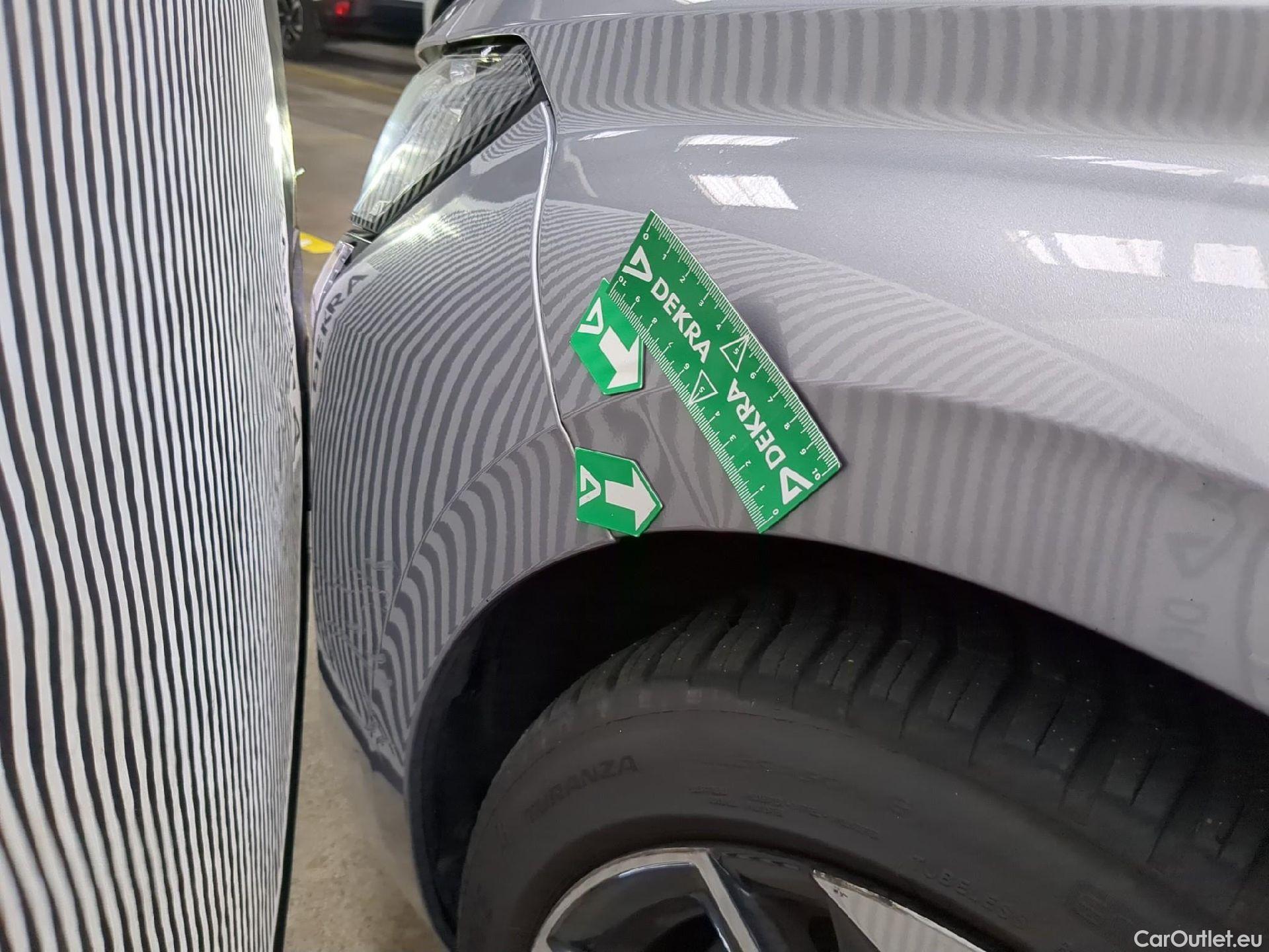  Peugeot  308 PEUGEOT  SW / 2021 / 5P / Break BlueHDi 130 EAT8 ALLURE PACK #25