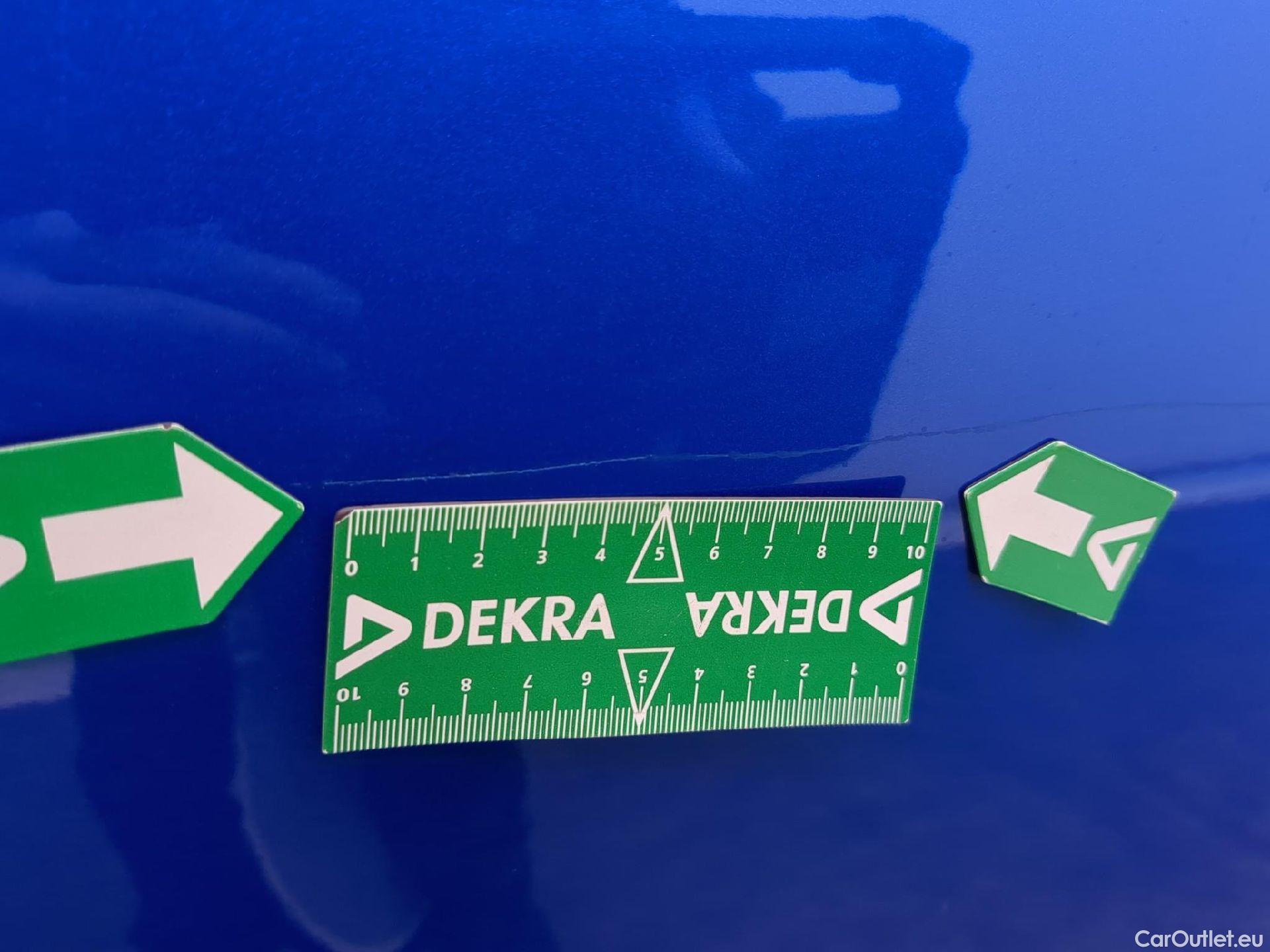  Peugeot  2008  Allure Business 1.5 HDi 130CV BVA8 E6d #25