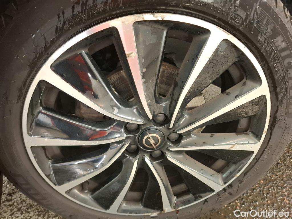  Opel   Grandland X OPEL / 2017 / 5P / SUV 1.5 DIESEL 130 ULTIMATE AUTO #5