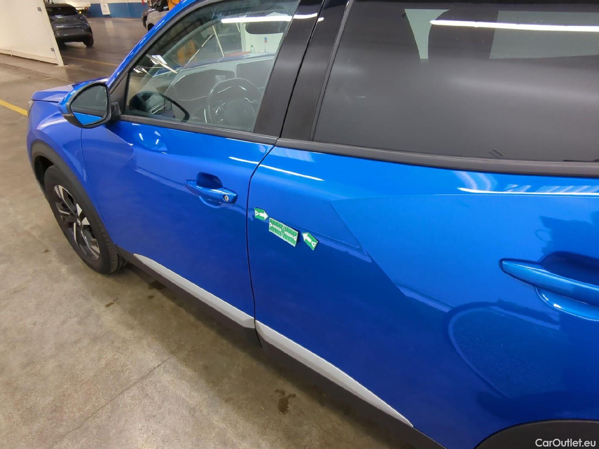  Peugeot  2008  Allure Business 1.5 HDi 130CV BVA8 E6d #26