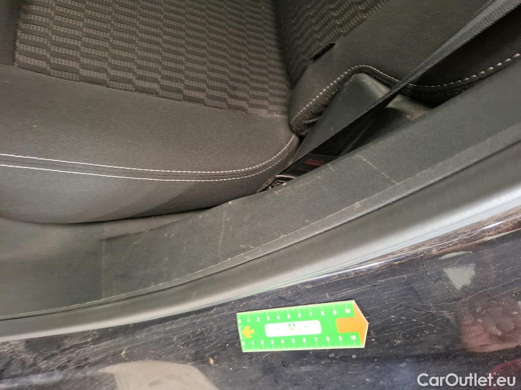  Peugeot  208 PEUGEOT  5p Berline BLUEHDI 100 S&S ACTIVE BUSINESS #28