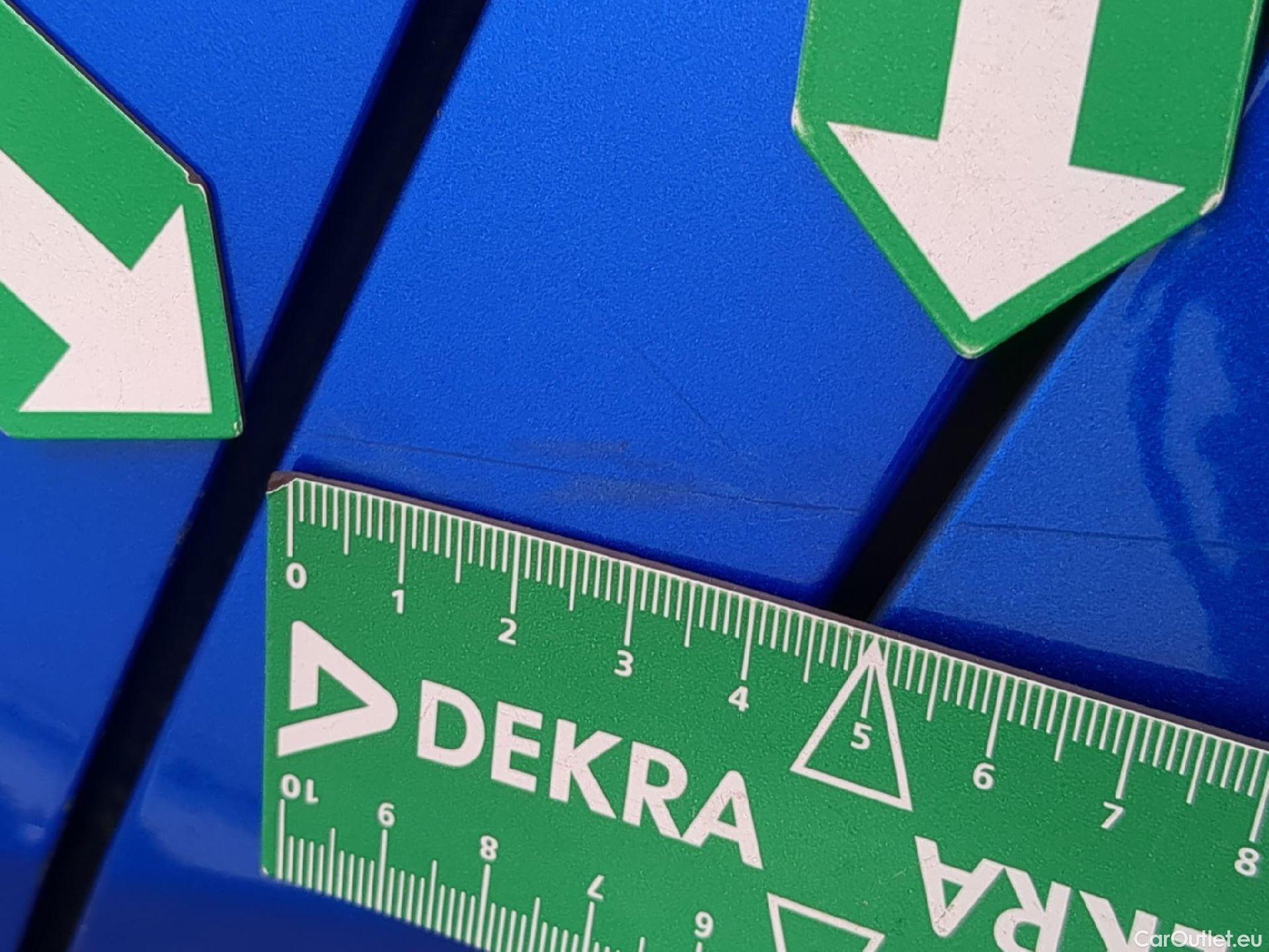  Peugeot  2008  Allure Business 1.5 HDi 130CV BVA8 E6d #28