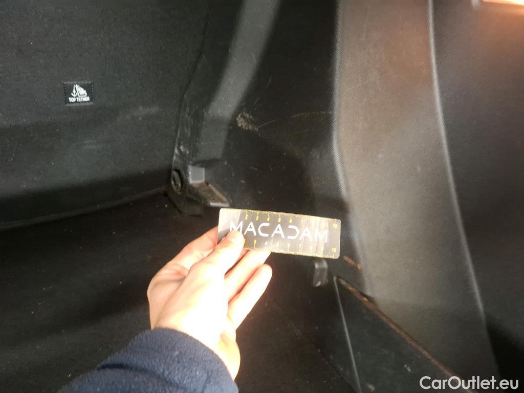  Peugeot  2008  Active Business 1.5 HDi 130CV BVA8 E6d #18