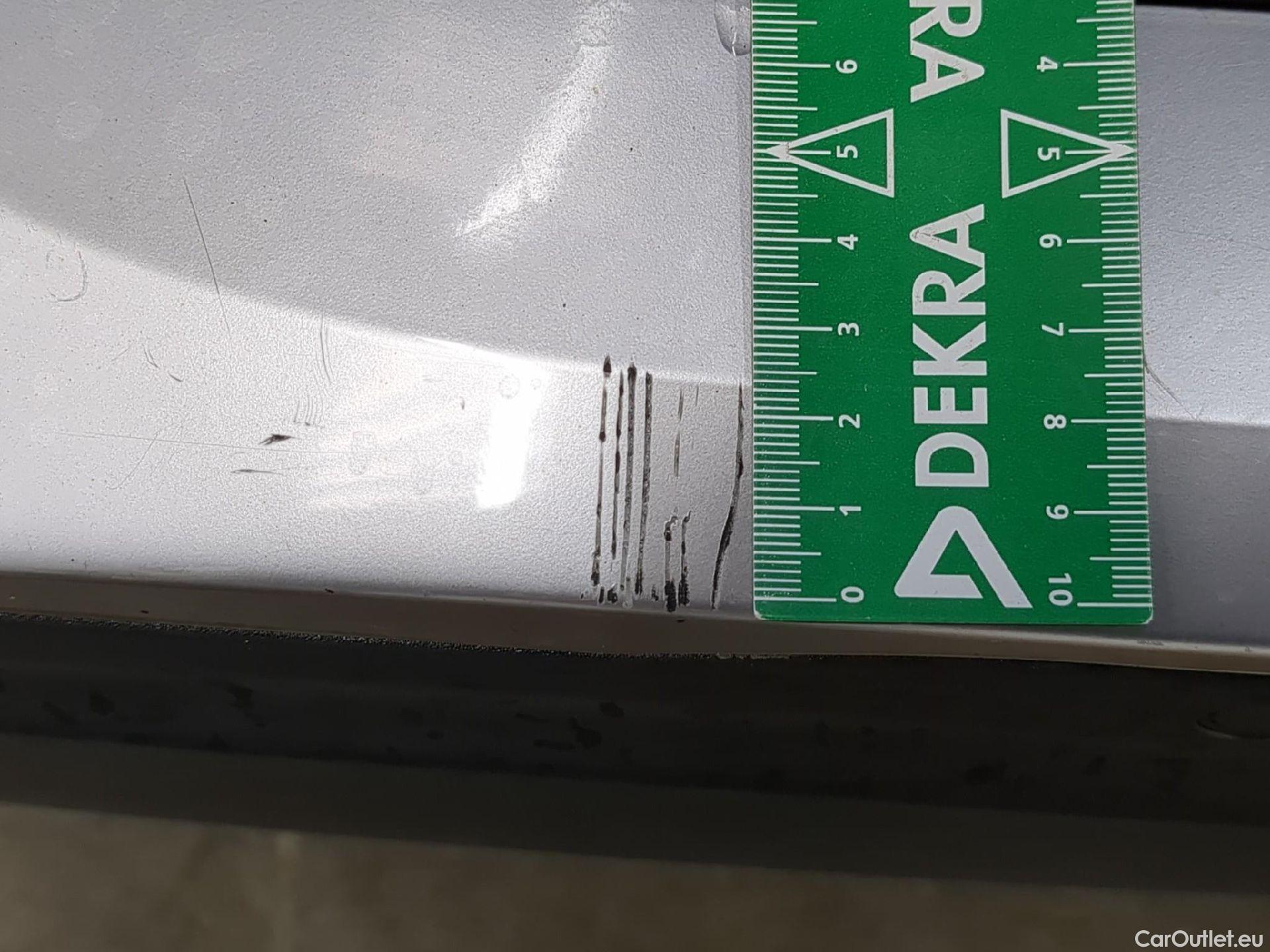  Peugeot  2008  Allure Business 1.5 HDi 130CV BVA8 E6d #35