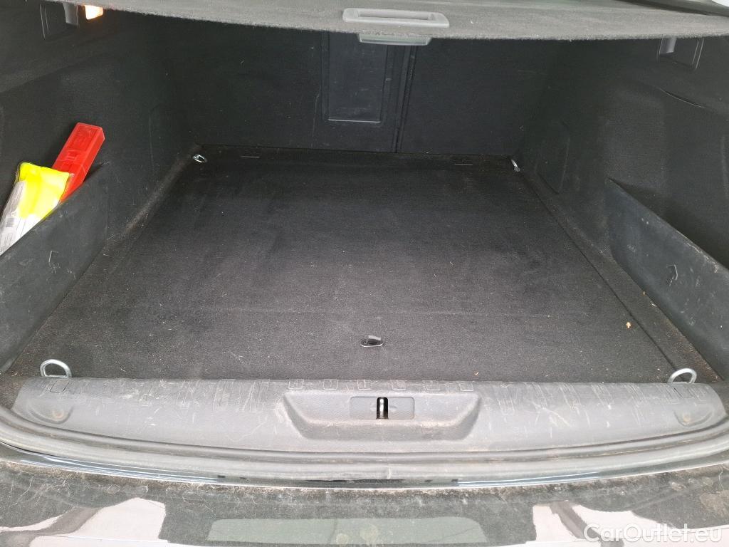  Peugeot  308  SW Allure 1.2 PureTech 130CV BVA8 E6d #16