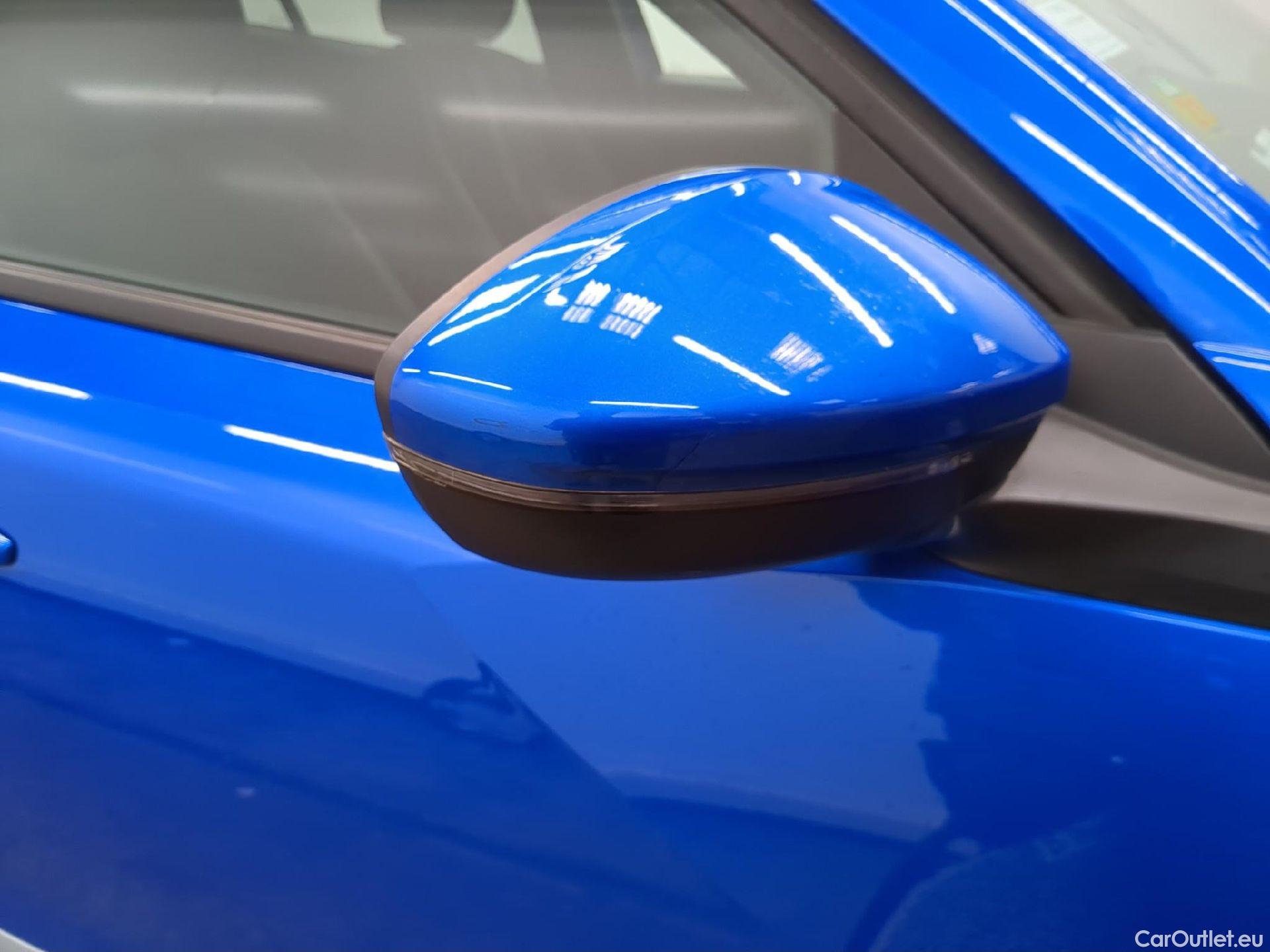  Peugeot  2008  Allure Business 1.5 HDi 130CV BVA8 E6d #17