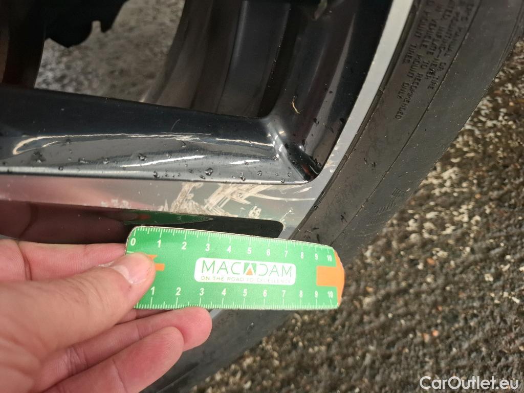  Opel   Grandland X OPEL / 2017 / 5P / SUV 1.5 DIESEL 130 ULTIMATE AUTO #13