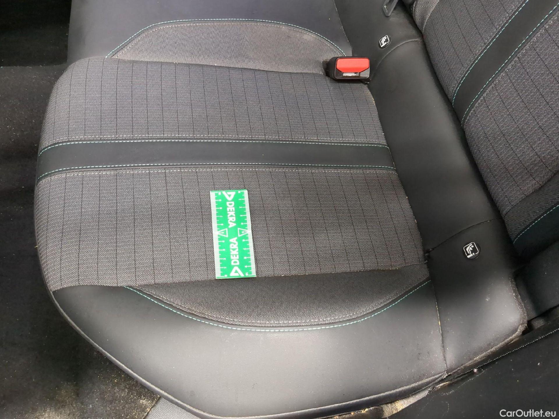  Peugeot  2008  Allure Business 1.5 HDi 130CV BVA8 E6d #6