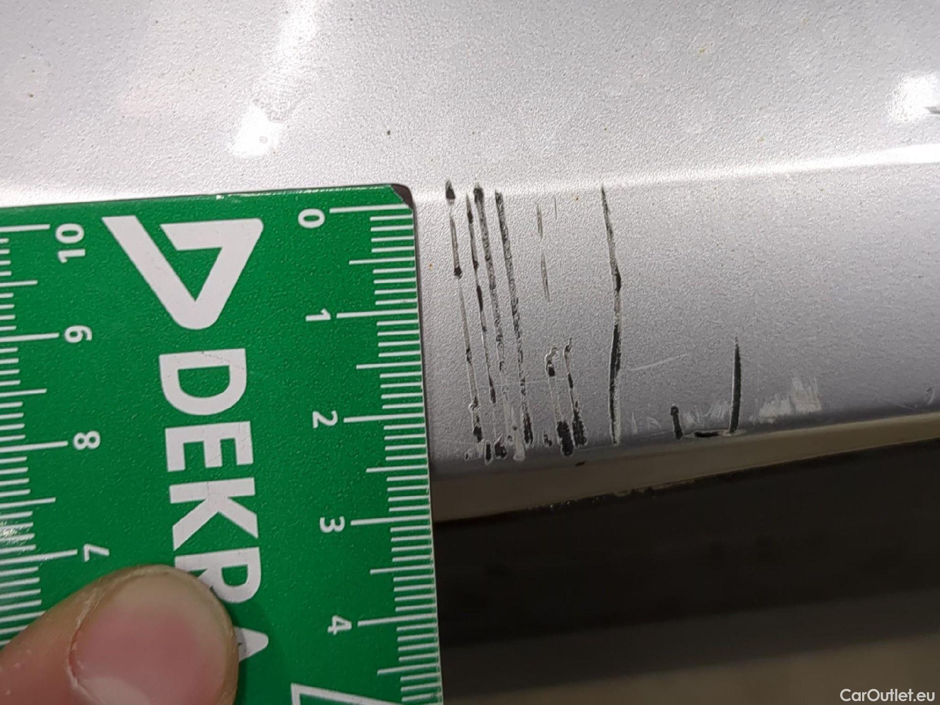  Peugeot  2008  Allure Business 1.5 HDi 130CV BVA8 E6d #36