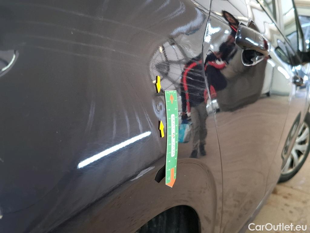  Peugeot  208 PEUGEOT  5p Berline BLUEHDI 100 S&S ACTIVE BUSINESS #38