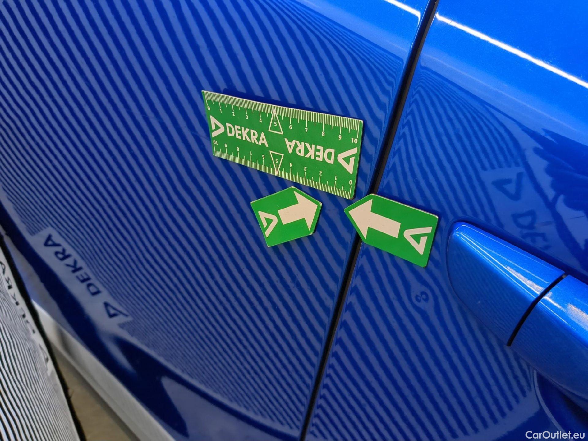  Peugeot  2008  Allure Business 1.5 HDi 130CV BVA8 E6d #16