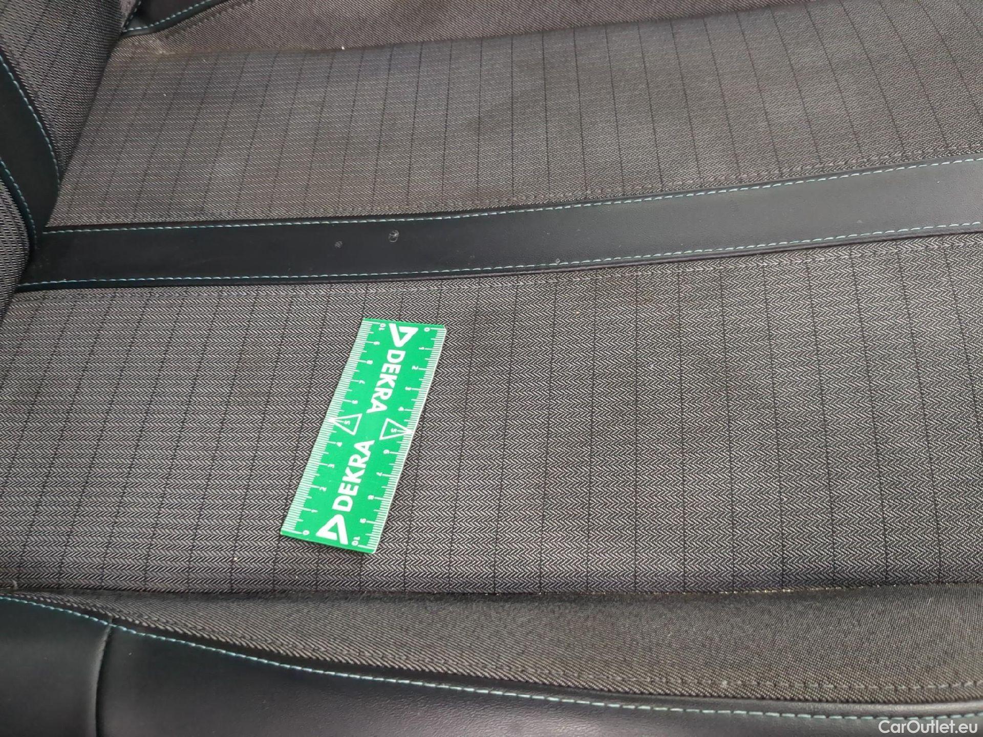  Peugeot  2008  Allure Business 1.5 HDi 130CV BVA8 E6d #10