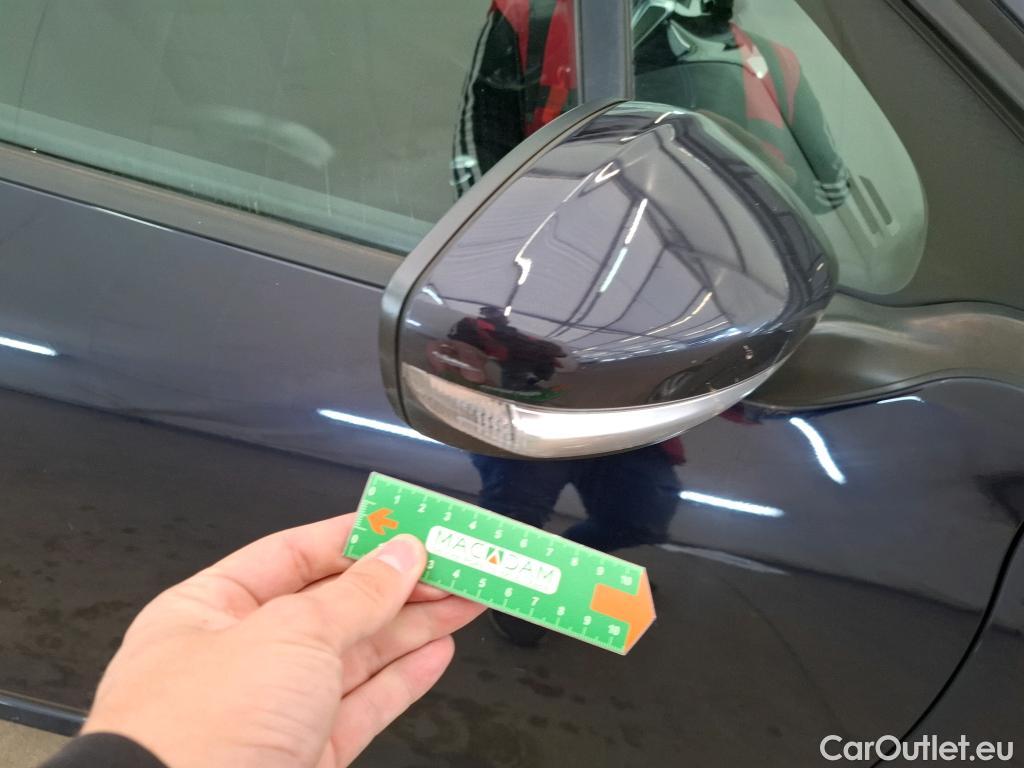  Peugeot  208 PEUGEOT  5p Berline BLUEHDI 100 S&S ACTIVE BUSINESS #46