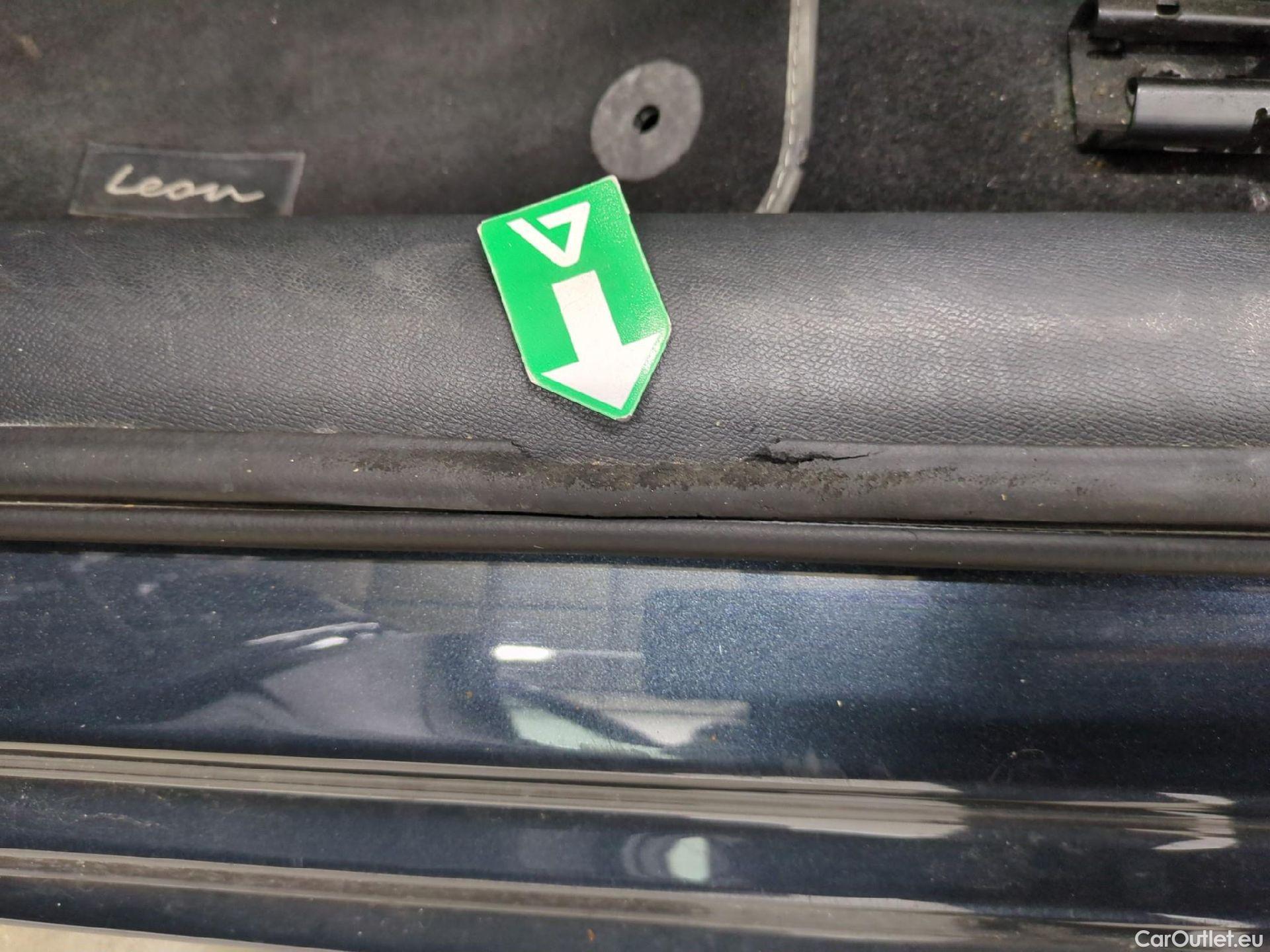  Seat  Leon SEAT  Sportstourer / 2020 / 5P / Break 1.0 eTSI 110 DSG S&S Style Business #5