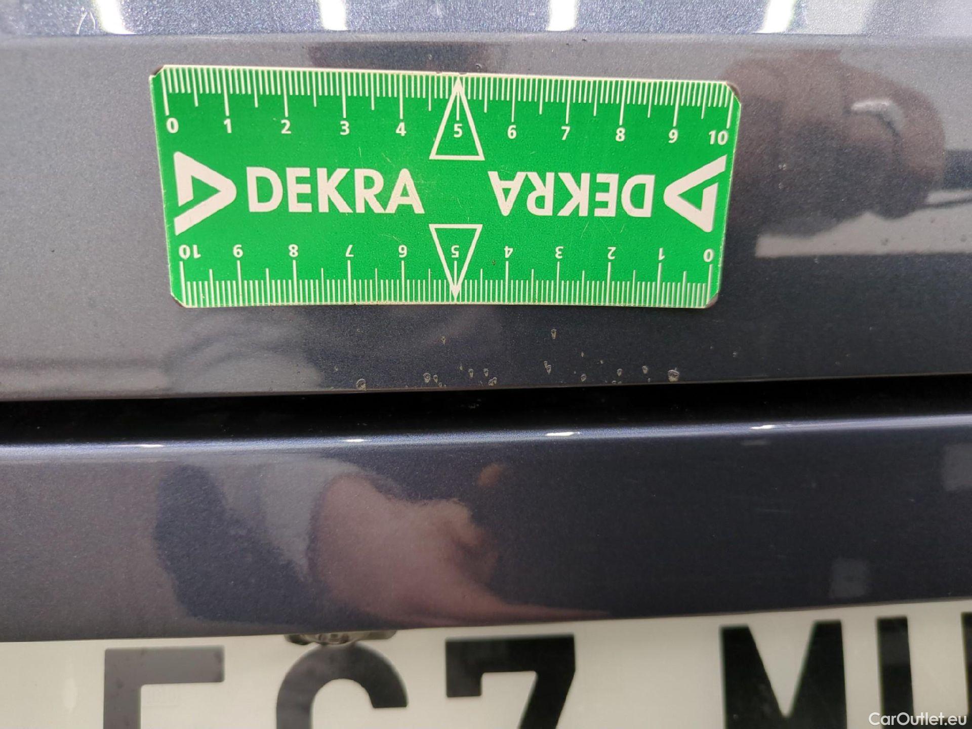  Seat  Leon SEAT  Sportstourer / 2020 / 5P / Break 1.0 eTSI 110 DSG S&S Style Business #20