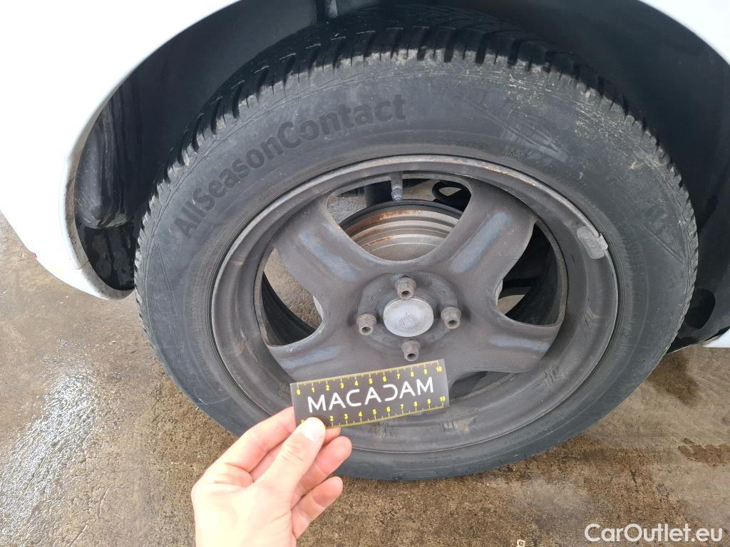  Renault  Clio RENAULT  / 2016 / 5P / Berline &Business TCe 90 #27