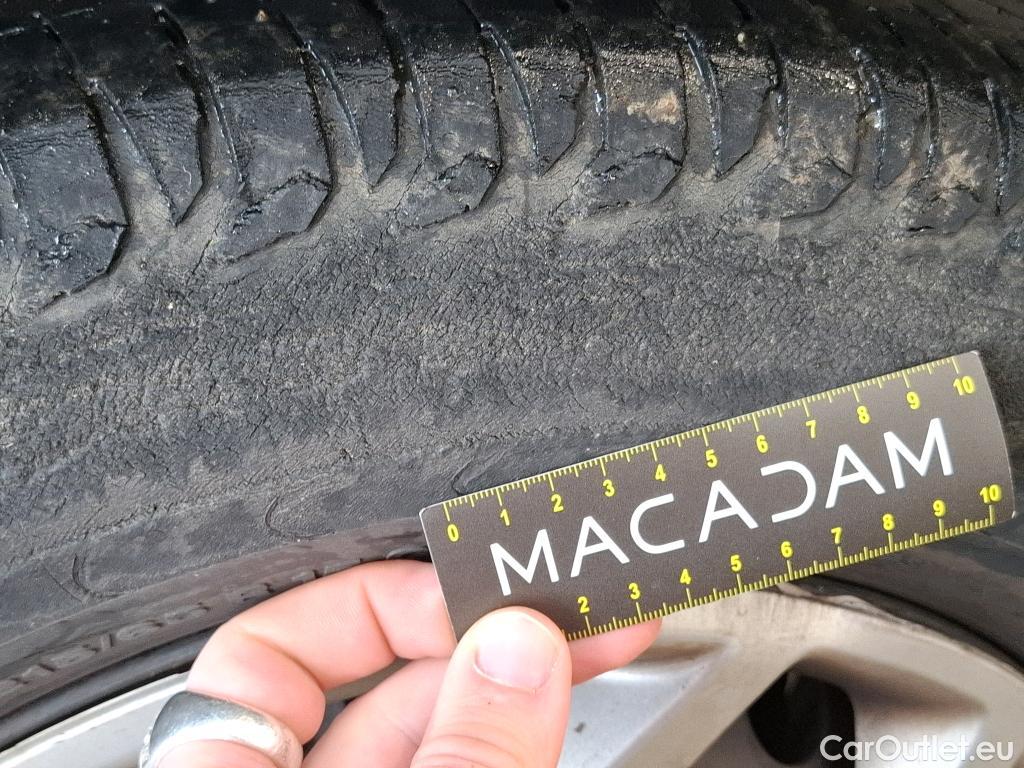  Ford  Transit  Fourgon 310 L3 Trend 2.0 TDCi 105CV BVM6 E6 #9