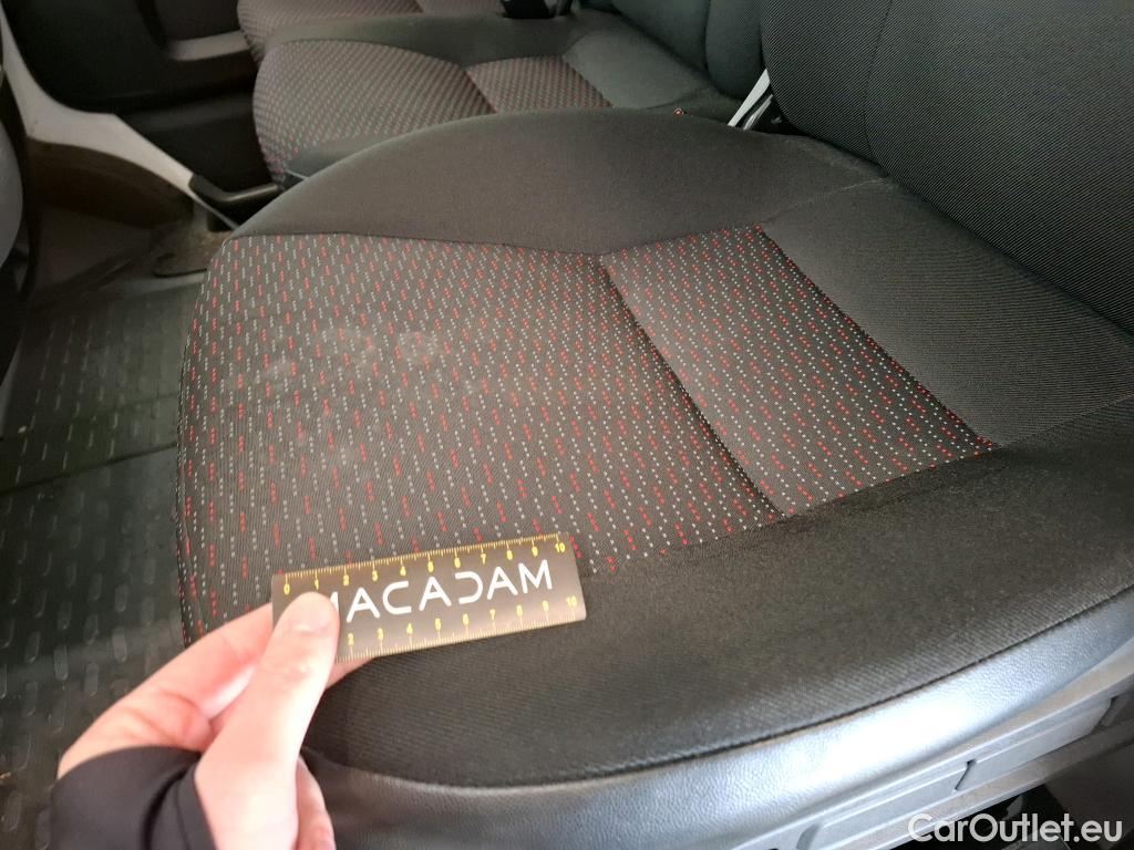  Peugeot  Boxer PEUGEOT  / 2014 / 4P / Fourgon tôlé BlueHDi S&S 120 ASPHALT 330 L2H2 #35