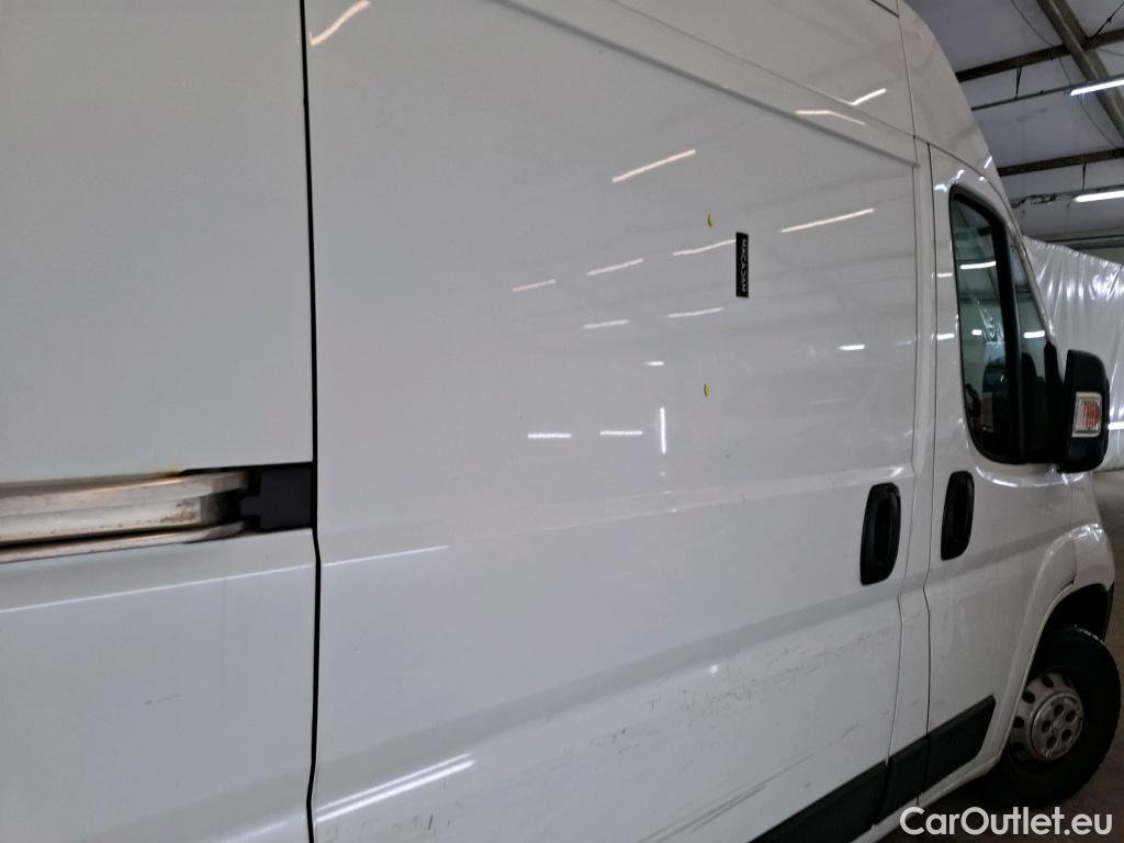  Peugeot  Boxer PEUGEOT  / 2014 / 4P / Fourgon tôlé BlueHDi S&S 120 ASPHALT 330 L2H2 #21