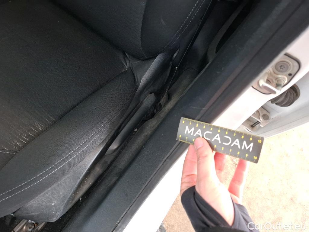  Peugeot  208  Affaire Premium Pack 1.5 HDi 100CV BVM6 E6dT #5