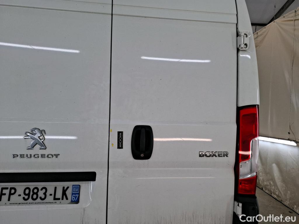  Peugeot  Boxer PEUGEOT  / 2014 / 4P / Fourgon tôlé BlueHDi S&S 120 ASPHALT 330 L2H2 #31