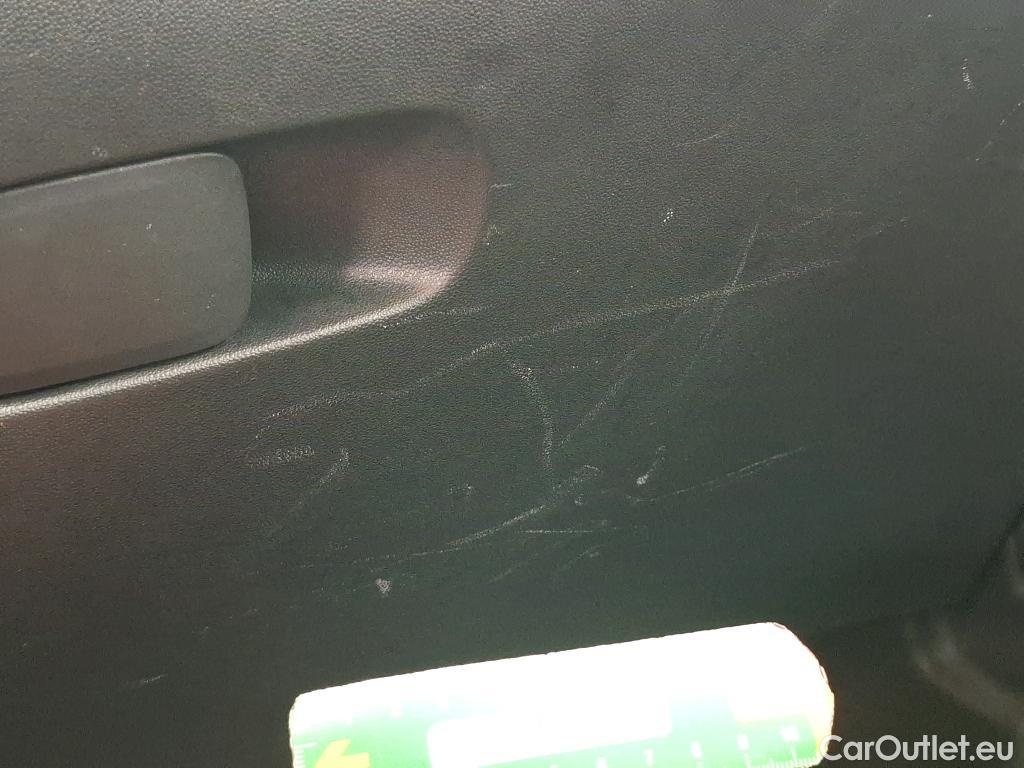  Citroen  C3  Société Feel 1.5 BlueHDI 100CV BVM6 E6dT #6