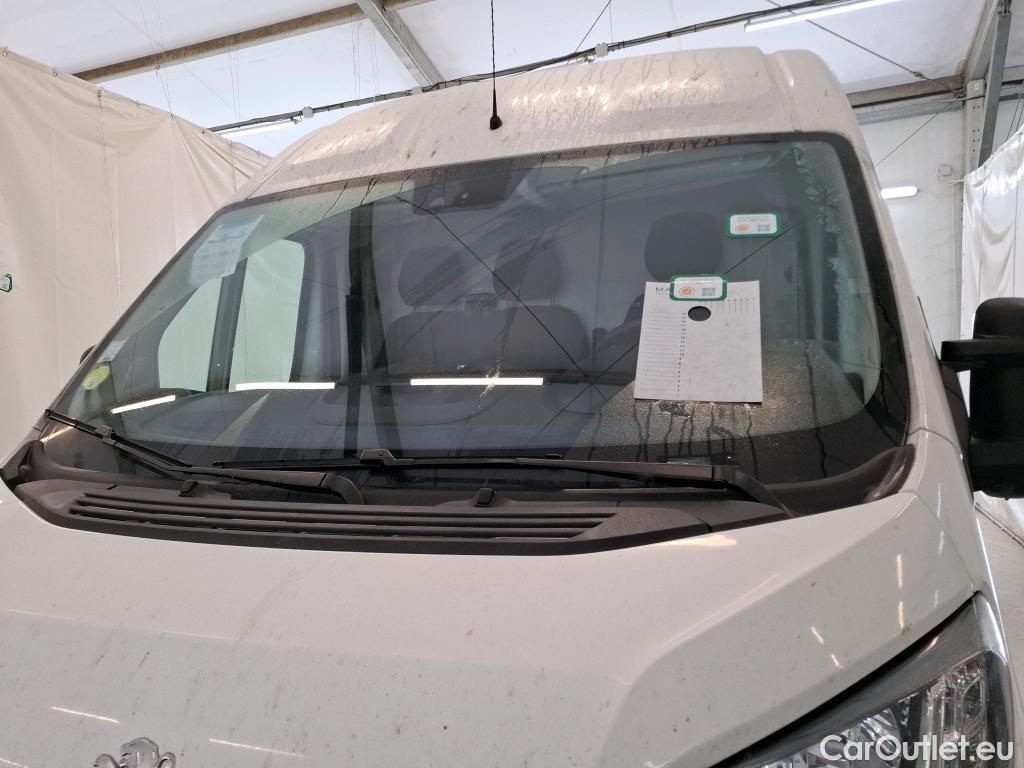  Peugeot  Boxer PEUGEOT  / 2014 / 4P / Fourgon tôlé BlueHDi S&S 120 ASPHALT 330 L2H2 #33