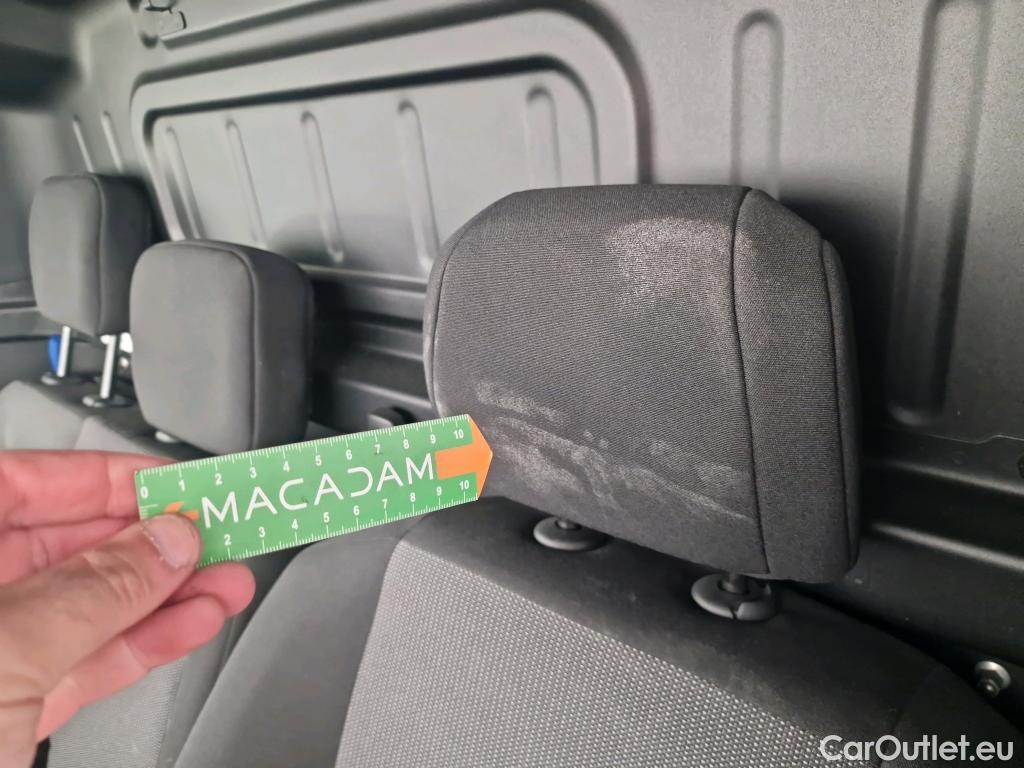  Opel  Combo OPEL  / 2018 / 4P / Fourgonnette Taille M 950kg BlueHDi 100 S&S BVM6 #3