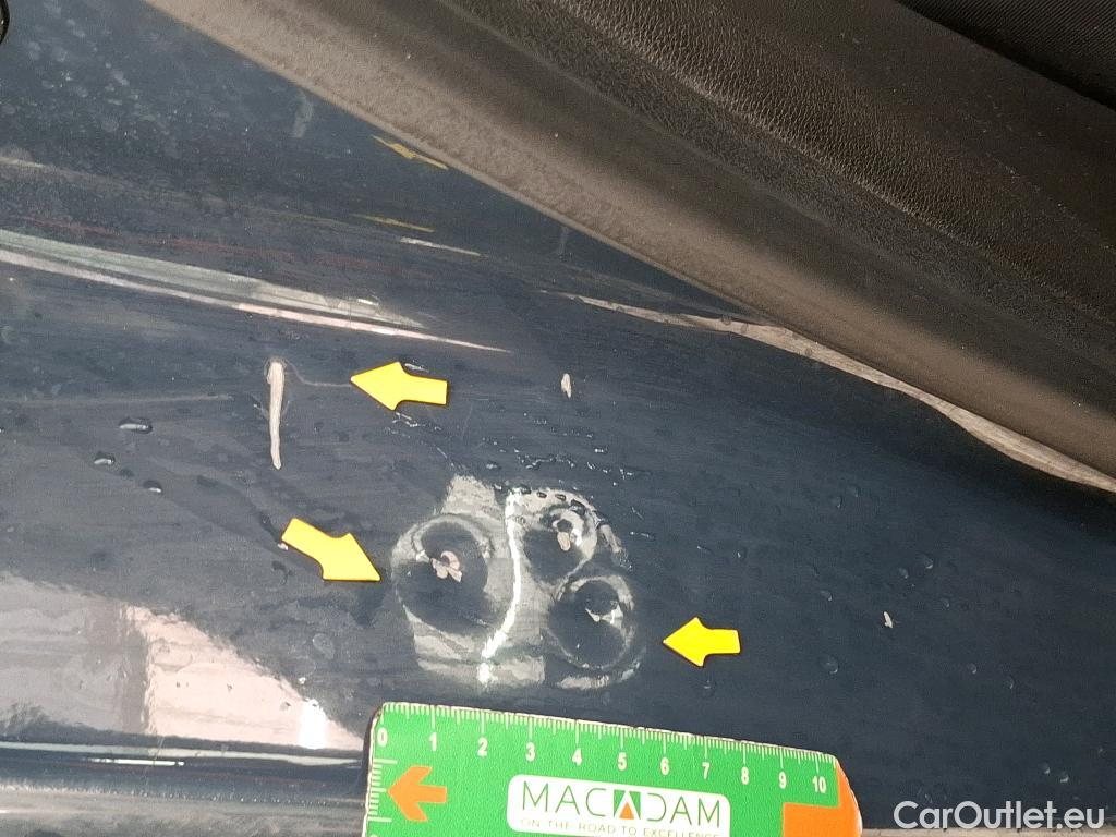  Renault  Captur  / 2019 / 5P / SUV Business TCe 140 EDC FAP -21 / VENTE SANS CG #8