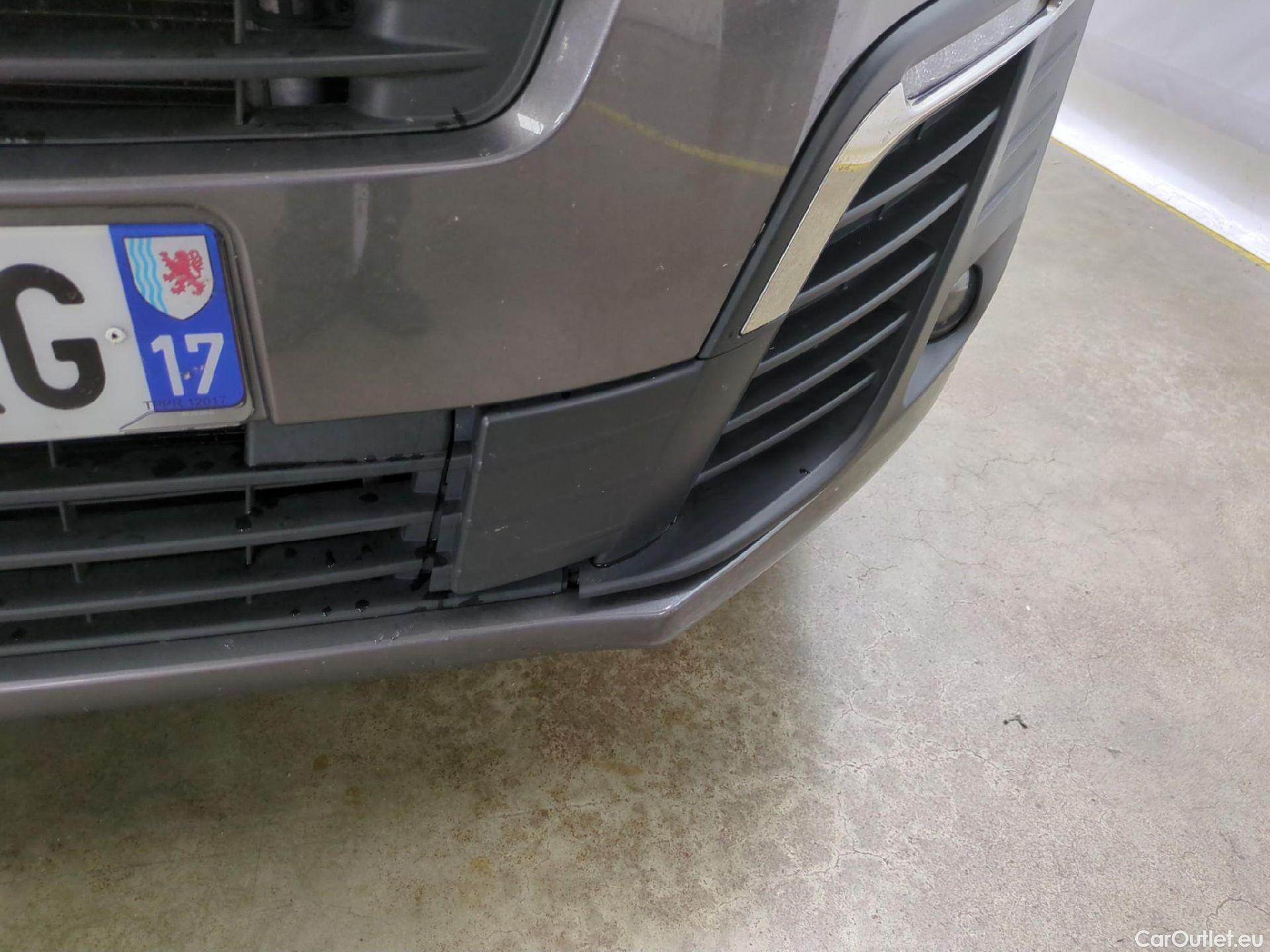  Peugeot  Expert  Fourgon Cabine Approfondie Fixe Asphalt Standard 2.0 HDi 180CV BVA8 E6d #19