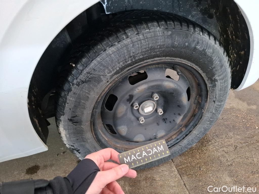  Peugeot  208  Affaire Premium Pack 1.5 HDi 100CV BVM6 E6dT #10