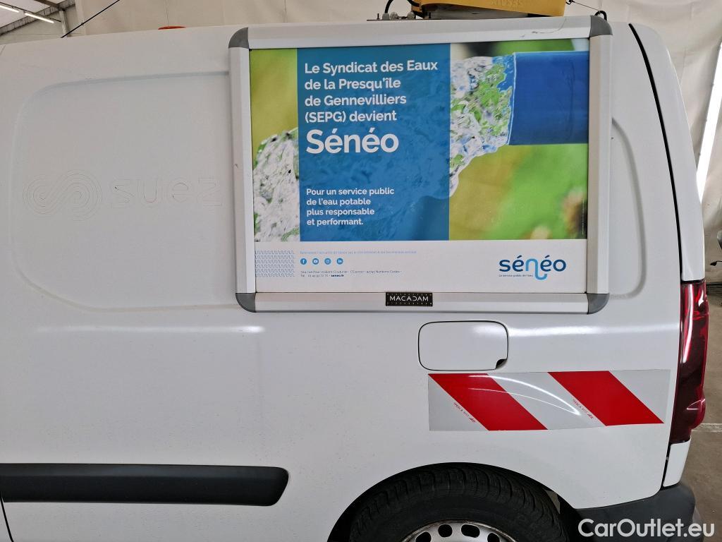  Citroen  Berlingo  Fourgon Club L1 (Court) 1.6 BlueHDi 100CV BVM5 E6 #1