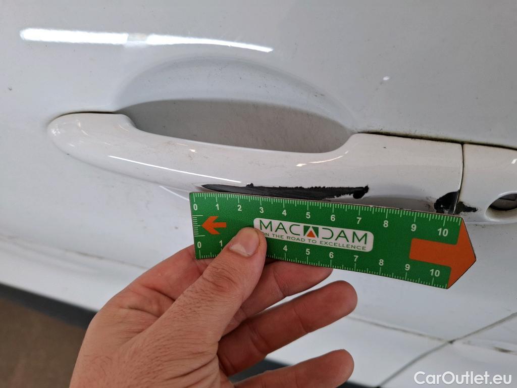  Renault  Clio  IV Air MediaNav 1.5 dCi 90CV BVM5 E6 #85