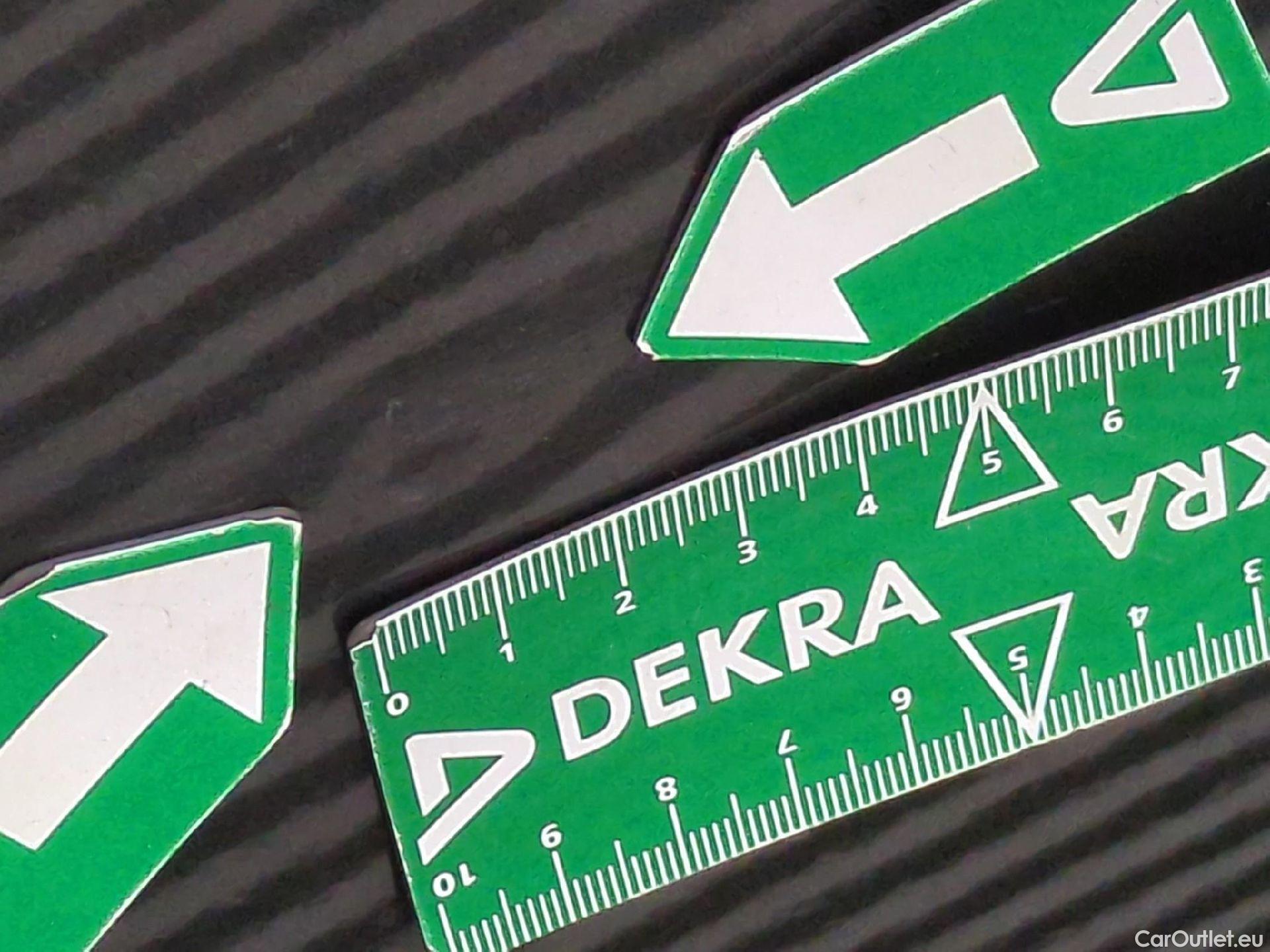  Peugeot  Expert  Fourgon Cabine Approfondie Fixe Asphalt Standard 2.0 HDi 180CV BVA8 E6d #28