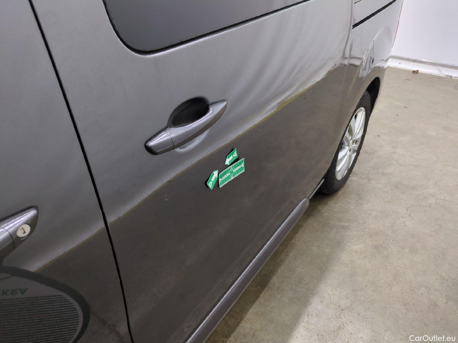  Peugeot  Expert  Fourgon Cabine Approfondie Fixe Asphalt Standard 2.0 HDi 180CV BVA8 E6d #29