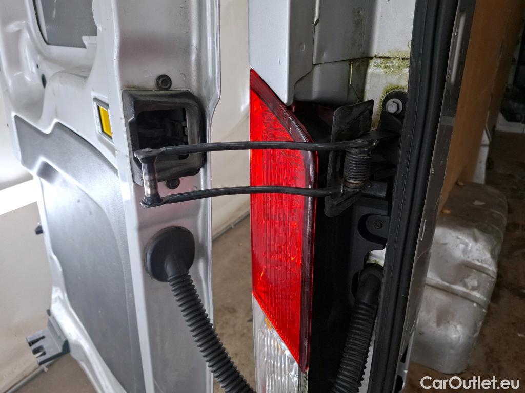  Ford  Transit  Fourgon 310 L3 Trend 2.0 TDCi 105CV BVM6 E6 #17