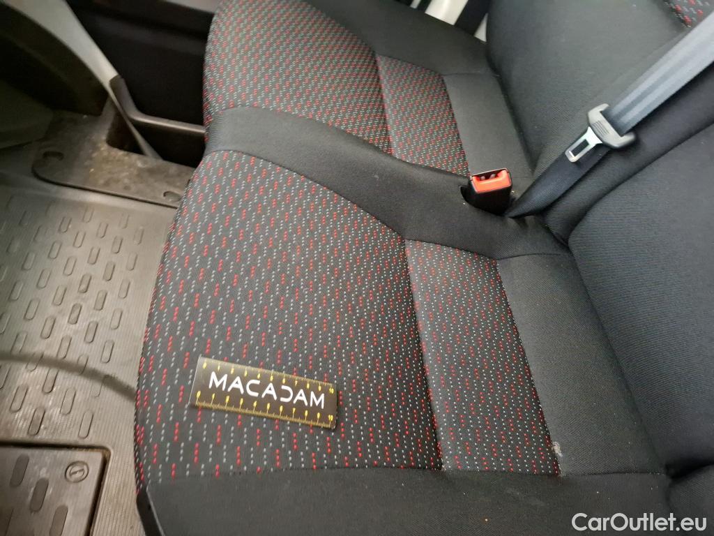  Peugeot  Boxer PEUGEOT  / 2014 / 4P / Fourgon tôlé BlueHDi S&S 120 ASPHALT 330 L2H2 #34