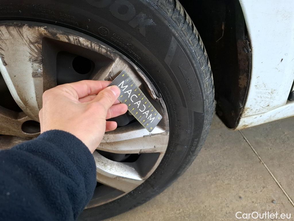  Renault  Clio  V Société Air Nav 1.5 dCi 85CV BVM6 E6dT #56