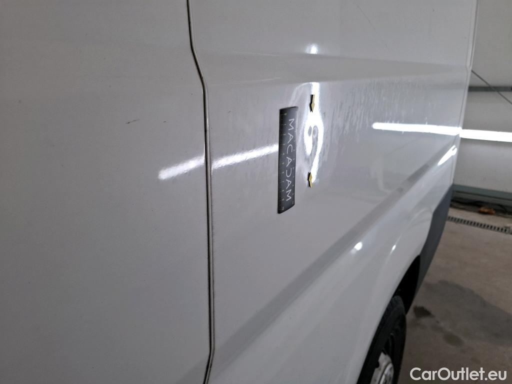  Peugeot  Boxer PEUGEOT  / 2014 / 4P / Fourgon tôlé BlueHDi S&S 120 ASPHALT 330 L2H2 #15