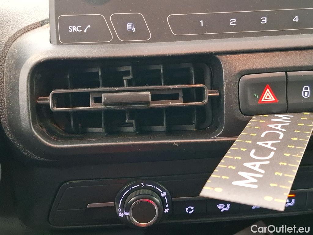  Toyota  Proace TOYOTA  City / 2019 / 4P / Fourgonnette 1.5 Long 130 D-4D Dynamic #39