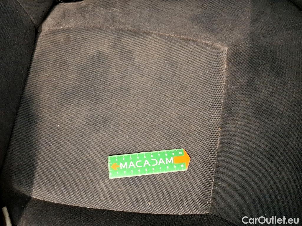  Renault  Master RENAULT  VU 4p Fourgon CA GCf Trac F3500 L3H2 dCi 110 S&S Euro6 #97