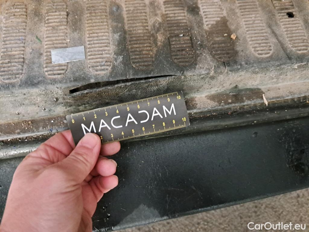  Renault  Master  III Fourgon L2H2 3 5 Grand Confort dCi 130CV BVM6 E6 #55