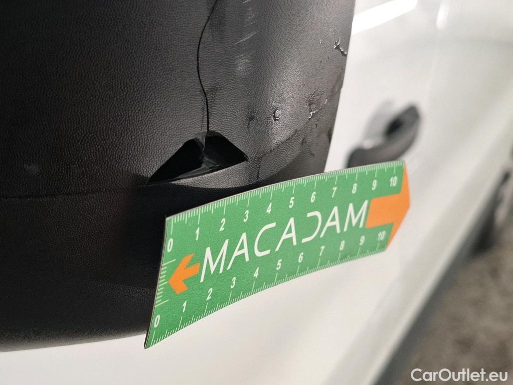  Renault  Trafic  Furgon Grand Confort L1H1 1200 1.6 dCi 125CV BVM6 E6 #32