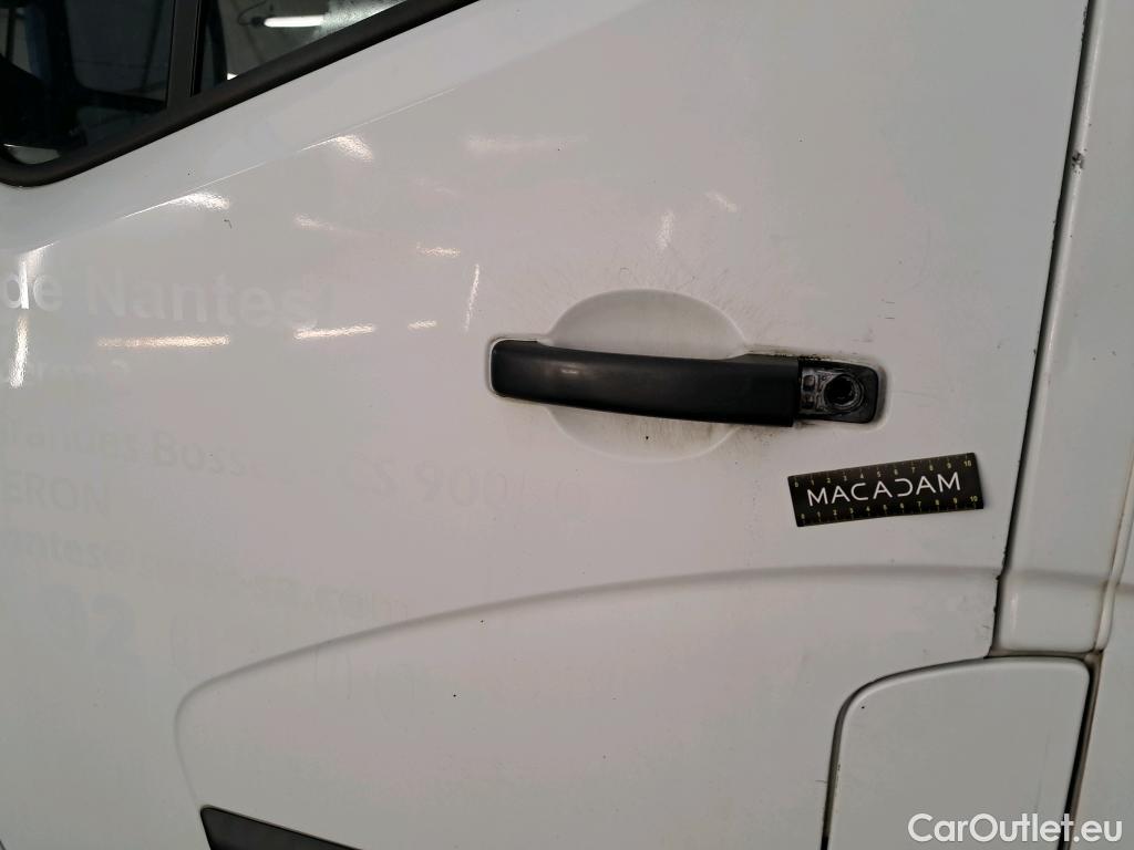  Renault  Master  III Fourgon L2H2 3 5 Grand Confort dCi 130CV BVM6 E6 #38