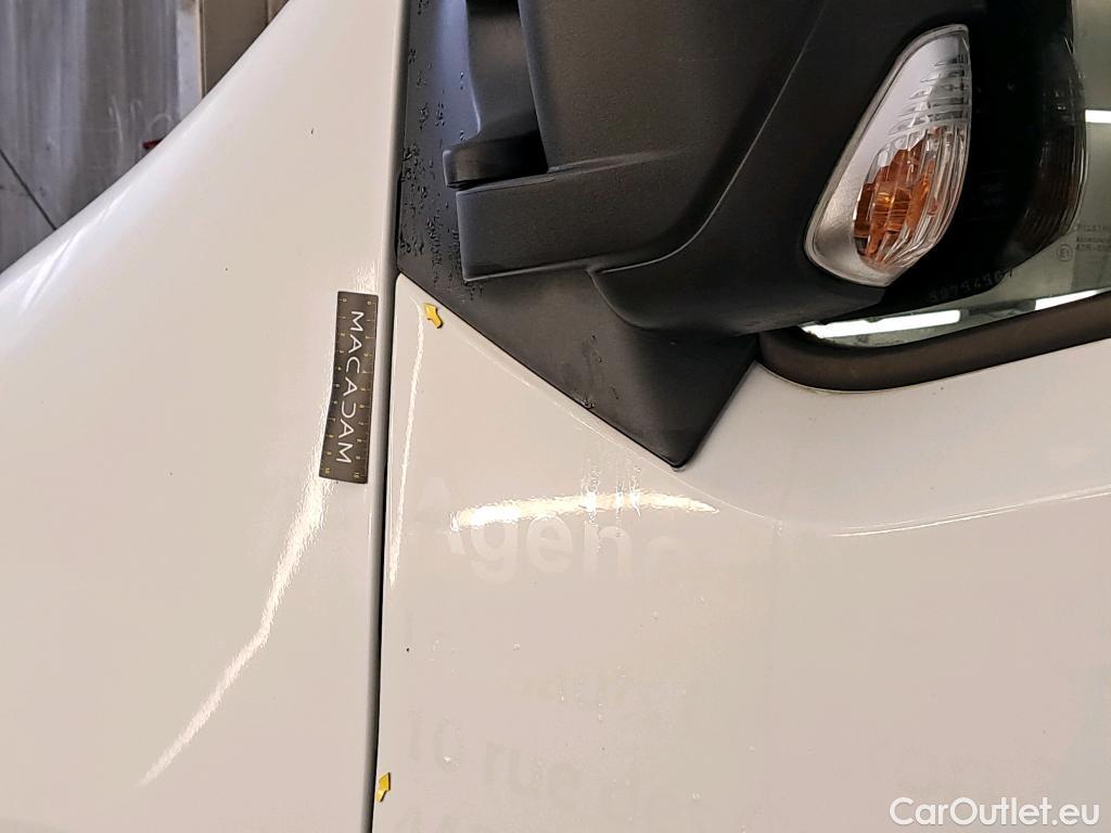  Renault  Master  III Fourgon L2H2 3 5 Grand Confort dCi 130CV BVM6 E6 #31