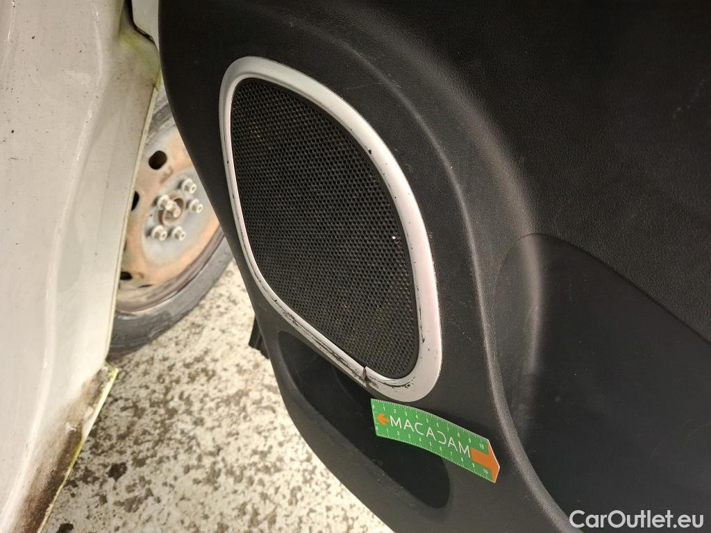  Renault  Trafic  Furgon Grand Confort L1H1 1200 1.6 dCi 125CV BVM6 E6 #29