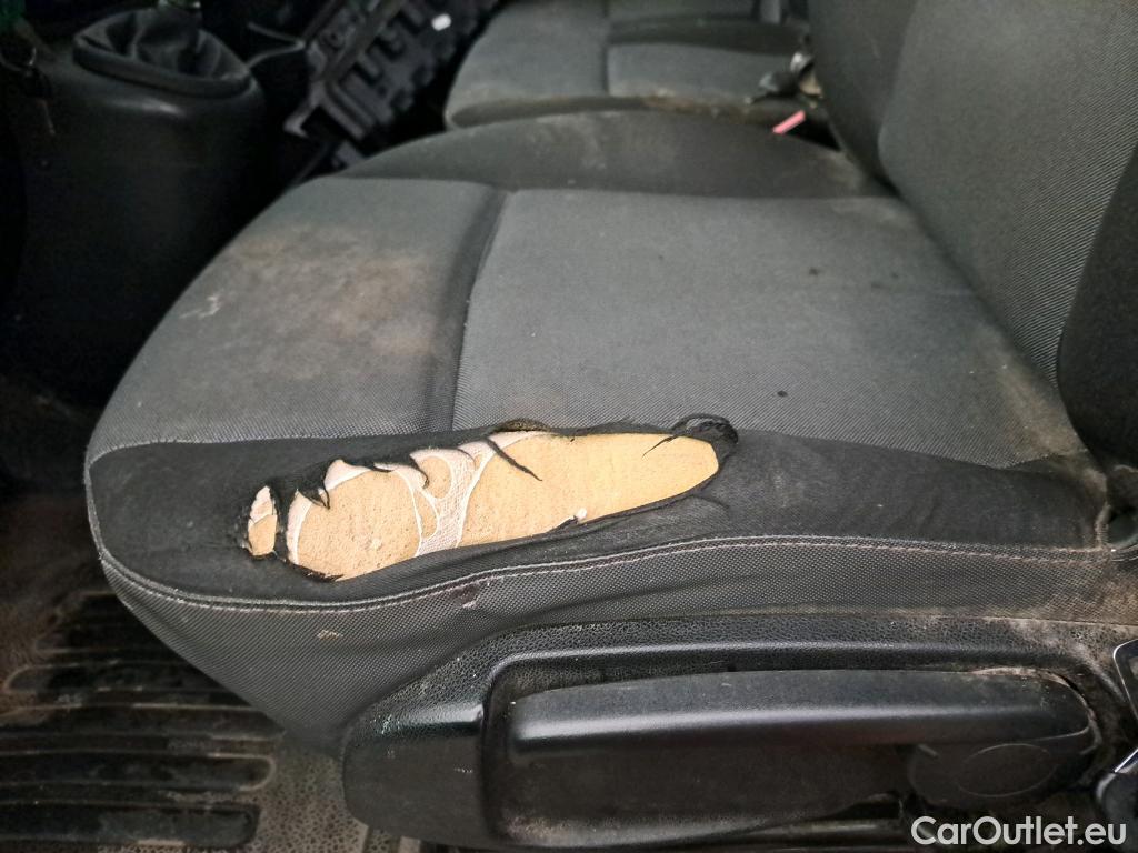  Renault  Master  III Fourgon L2H2 3 5 Grand Confort dCi 130CV BVM6 E6 #28