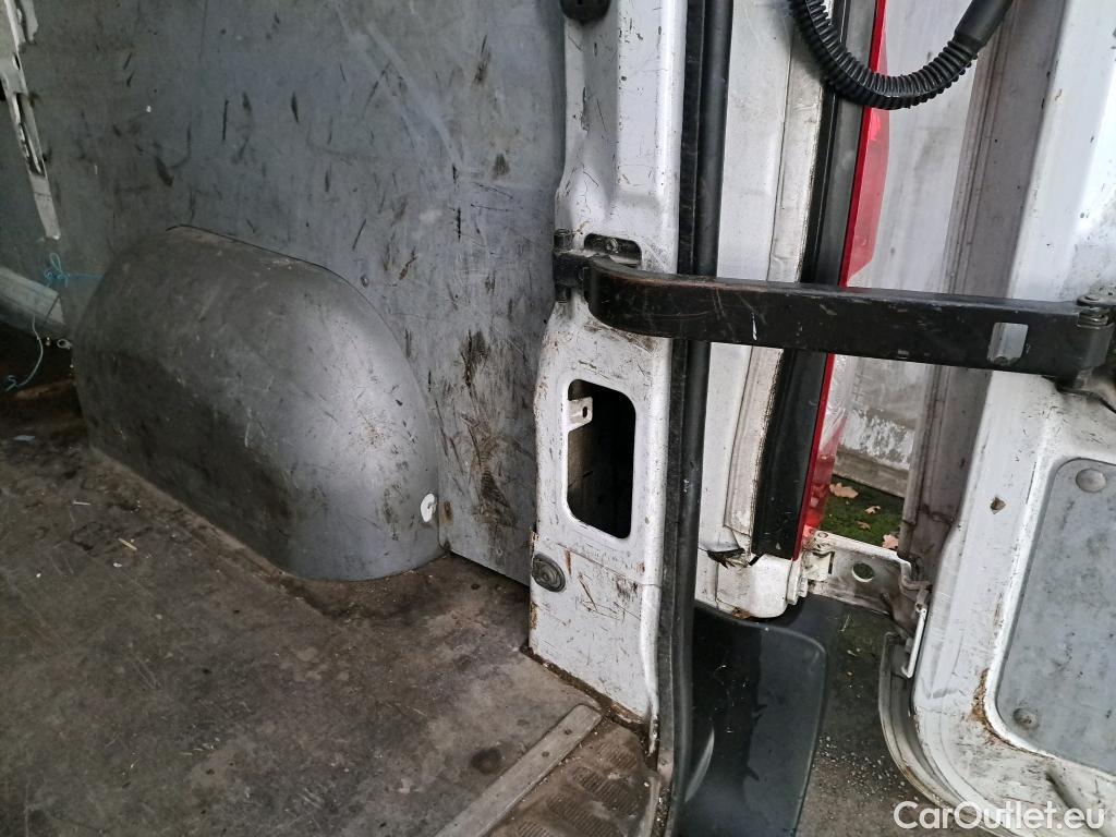  Renault  Master  III Fourgon L2H2 3 5 Grand Confort dCi 130CV BVM6 E6 #67