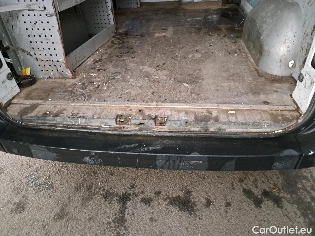  Renault  Master  III Fourgon L2H2 3 5 Grand Confort dCi 130CV BVM6 E6 #57